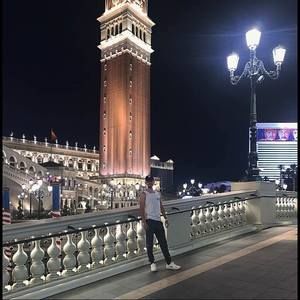 Meet your Posher, David